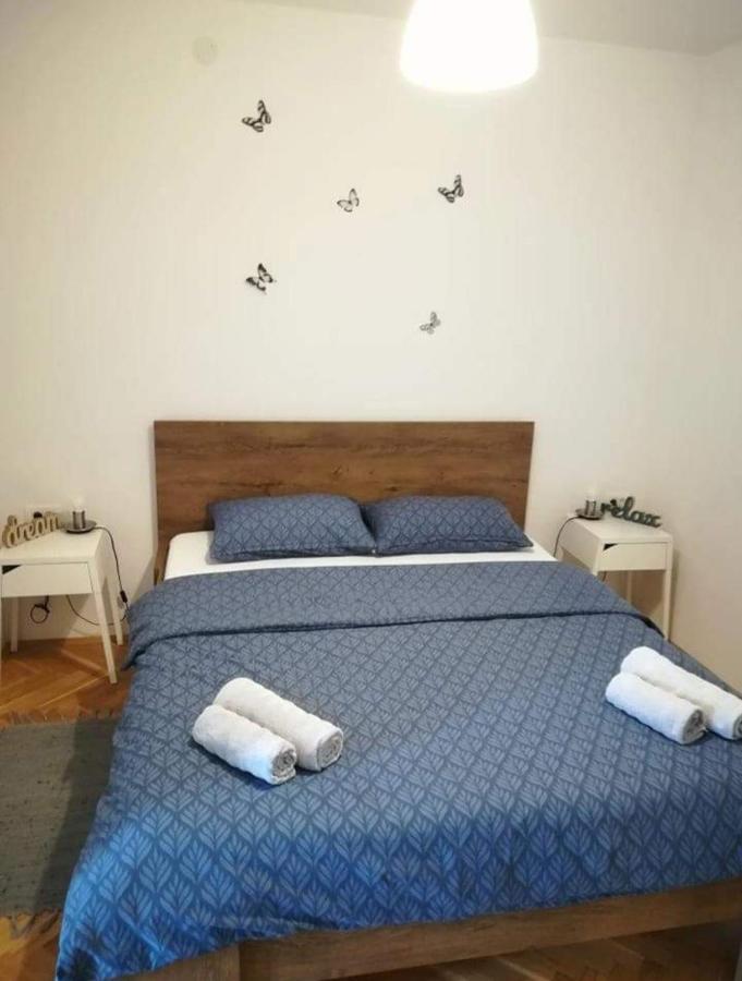 Apartment Jacky โรวีน ภายนอก รูปภาพ