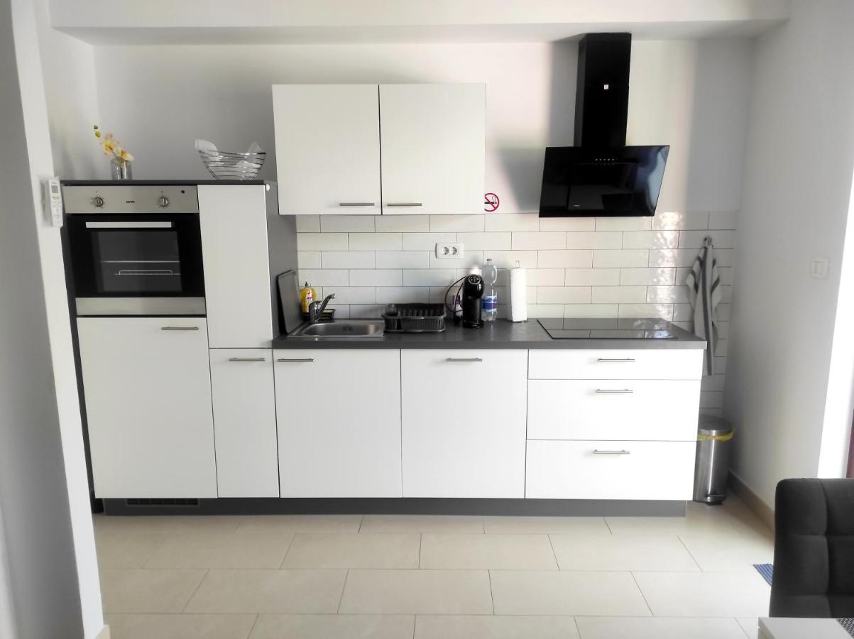 Apartment Jacky โรวีน ภายนอก รูปภาพ